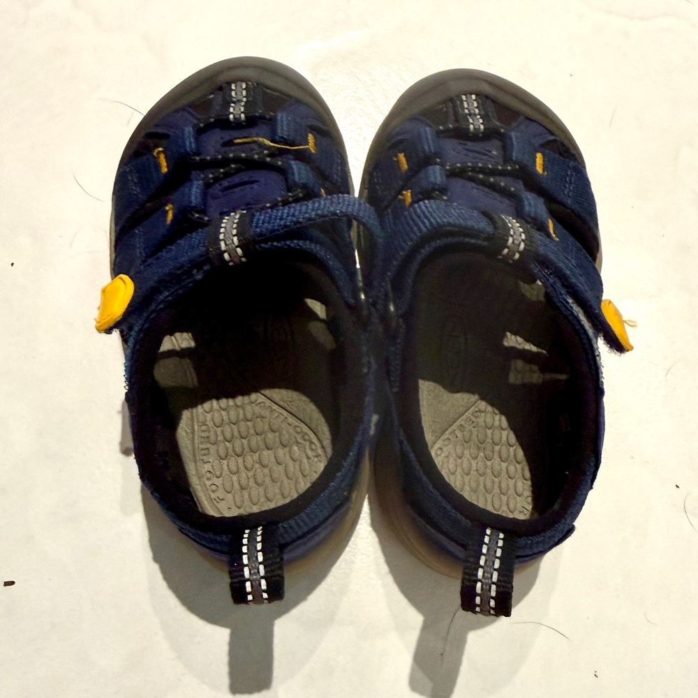 Keen Newport H2 Sandals - Toddlers' size 6T, used
